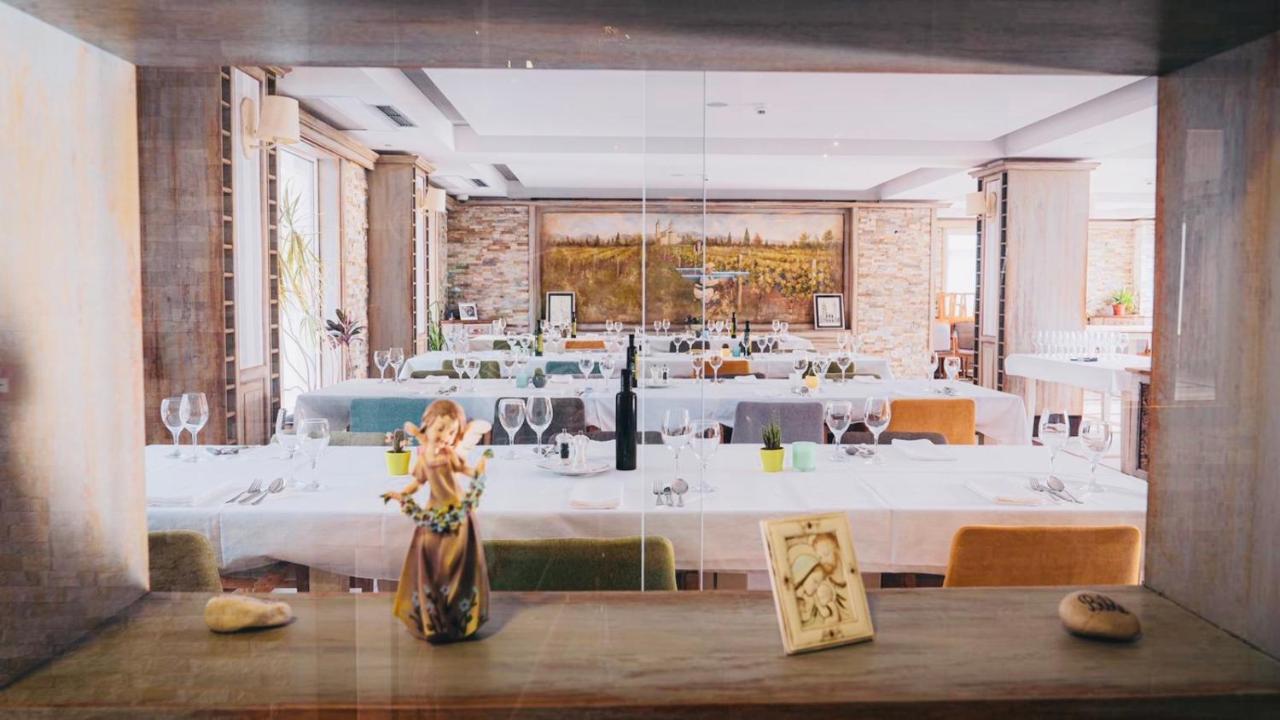 Wine Hotel Cesarica Međugorje Extérieur photo