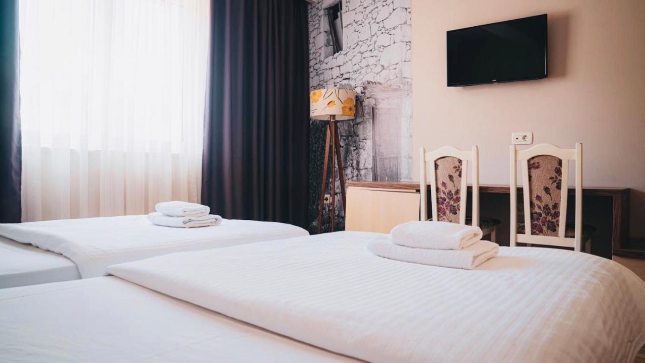 Wine Hotel Cesarica Međugorje Extérieur photo