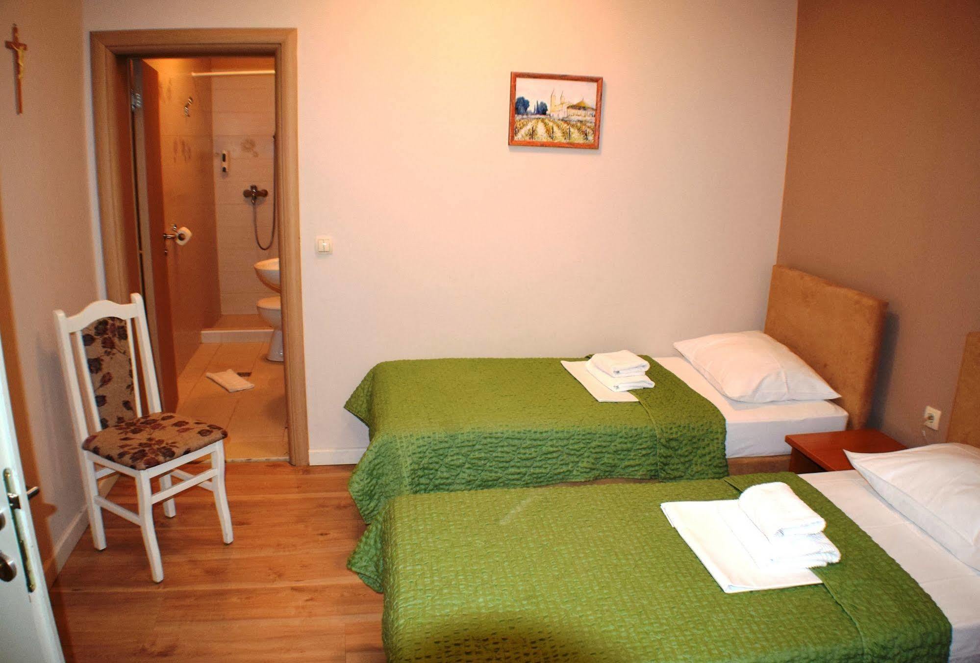 Wine Hotel Cesarica Međugorje Extérieur photo