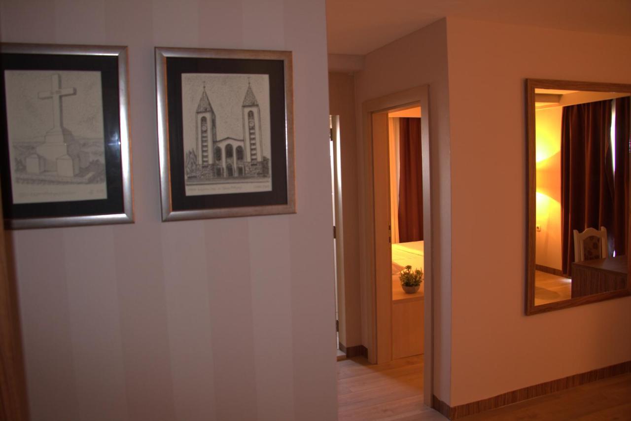 Wine Hotel Cesarica Međugorje Extérieur photo